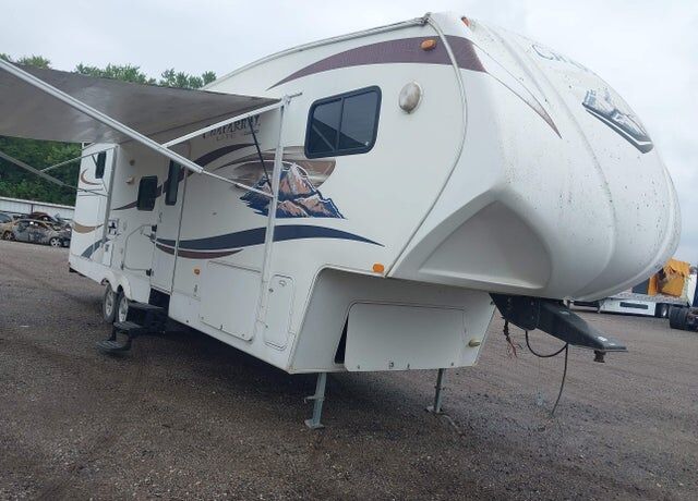 2011 FOREST RIVER Chaparral Lite