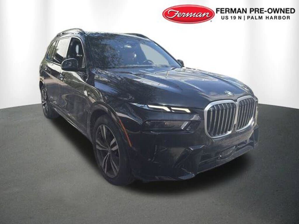 2023 BMW X7