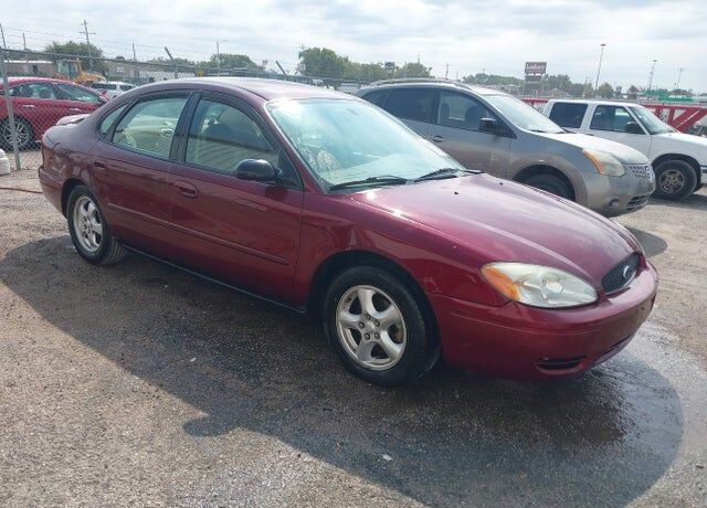 2005 FORD Taurus