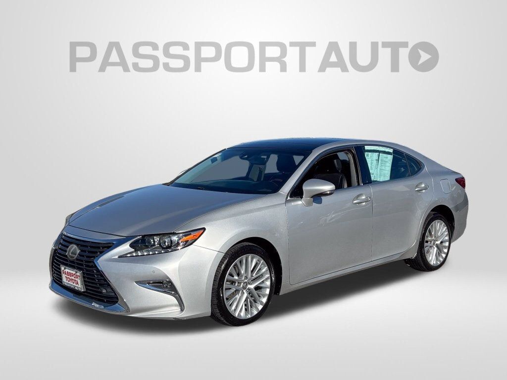 2016 LEXUS ES