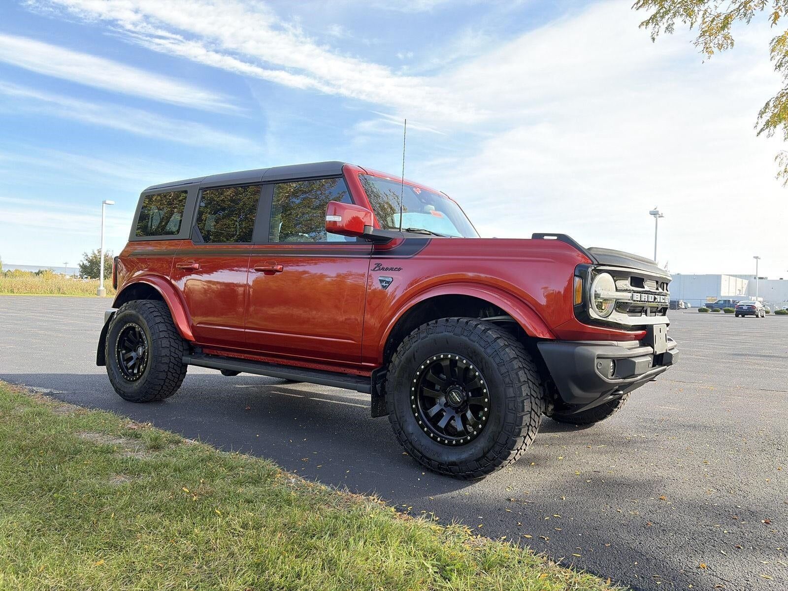 2023 FORD Bronco