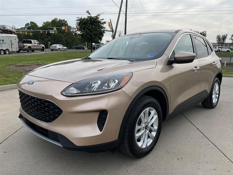 2020 FORD Escape