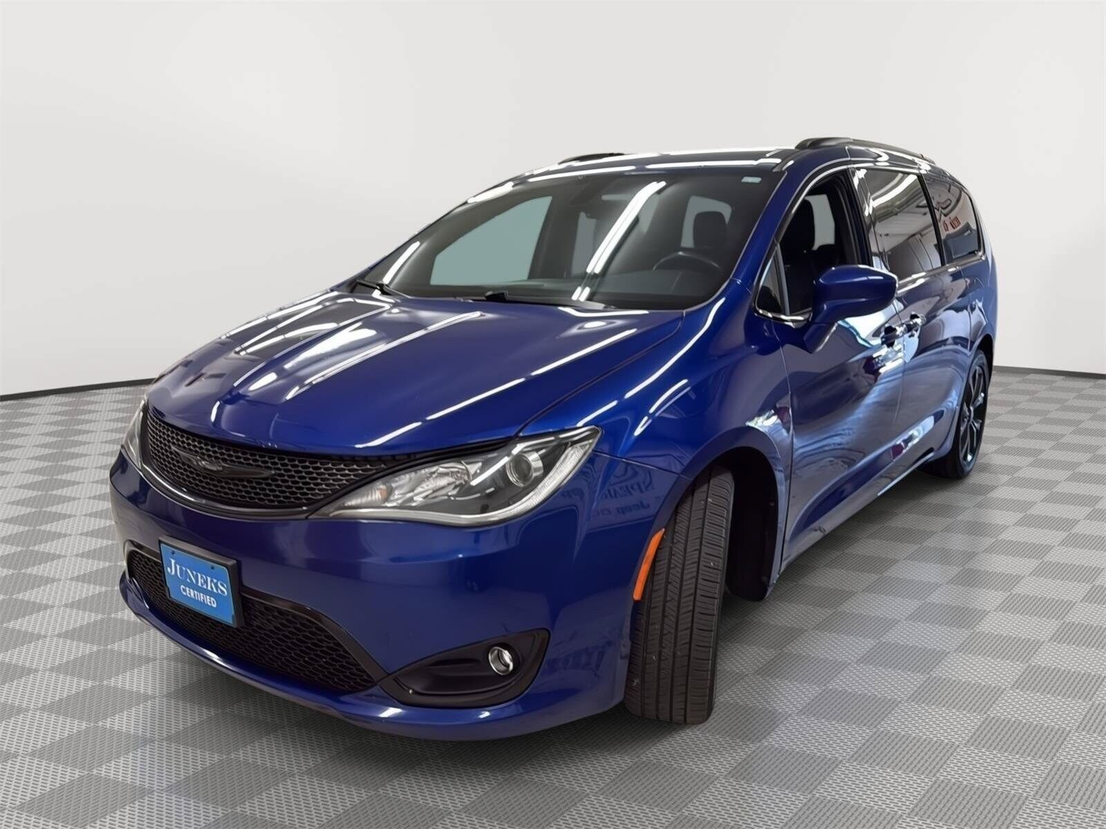 2019 CHRYSLER Pacifica