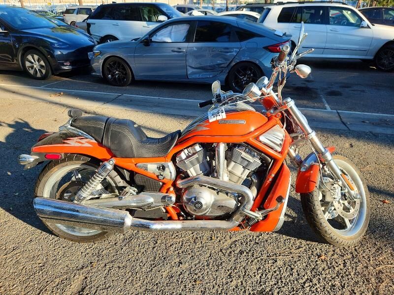 2005 HARLEY DAVIDSON CVO V-Rod
