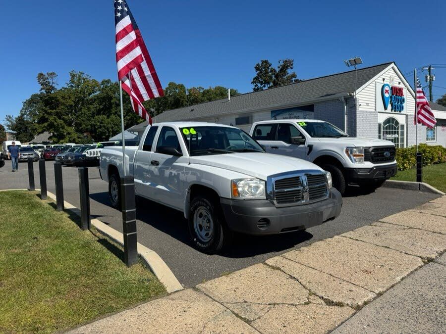 2006 DODGE Dakota