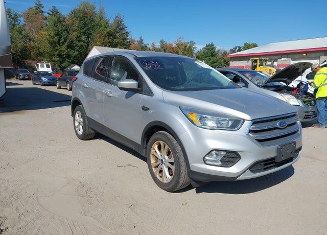 2017 FORD Escape