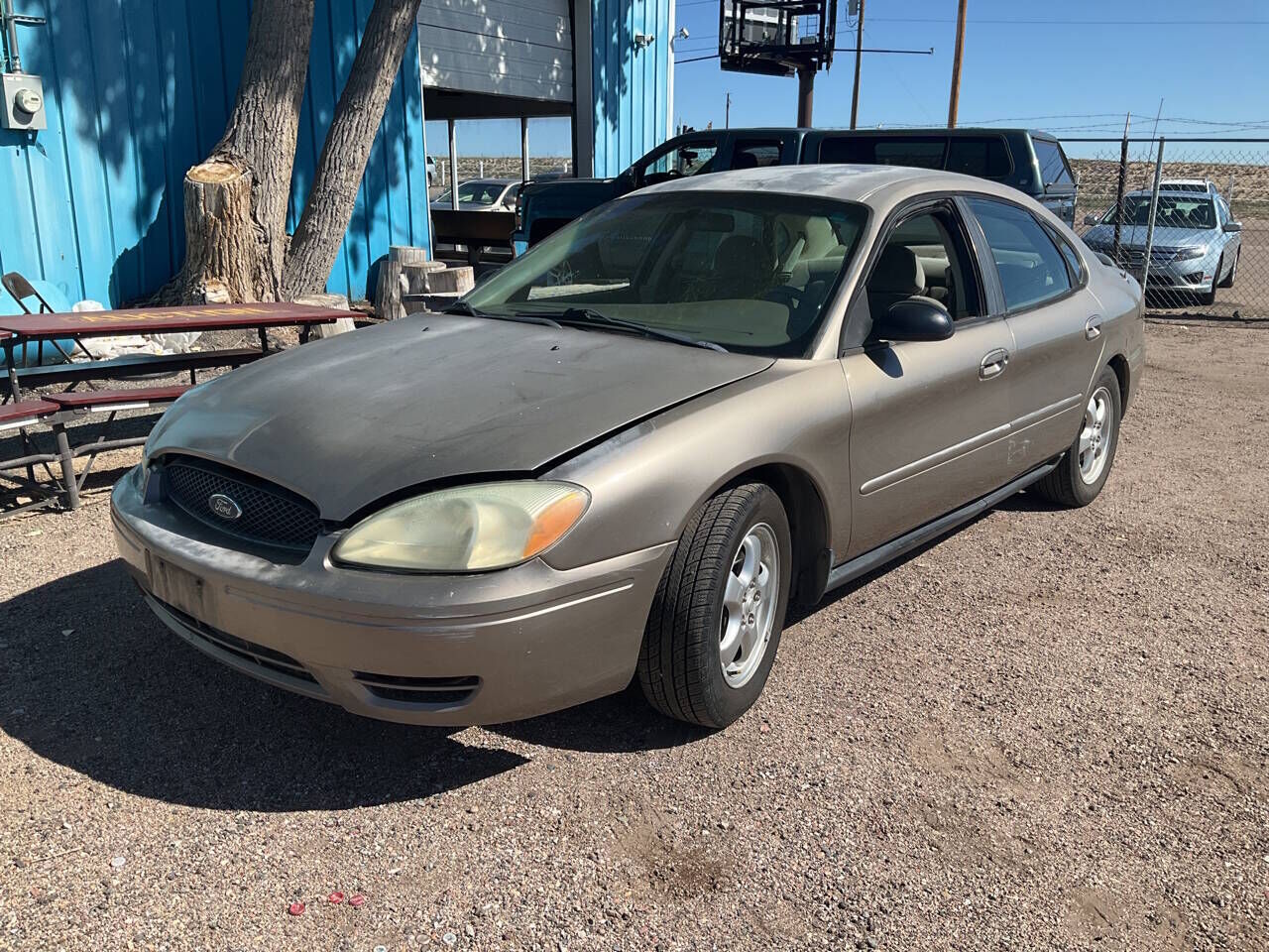 2003 FORD Taurus