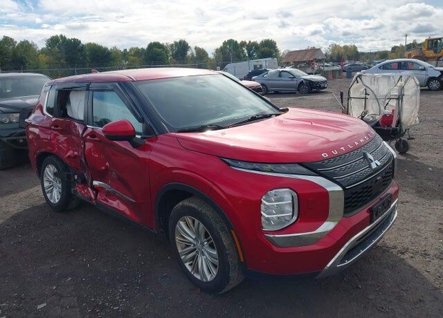 2022 MITSUBISHI Outlander