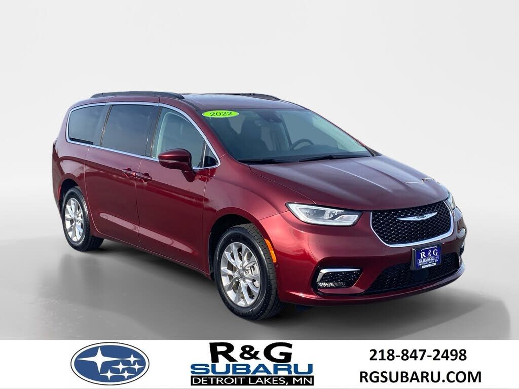 2022 CHRYSLER Pacifica