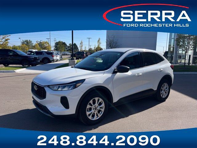 2023 FORD Escape