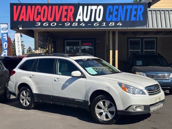 2011 SUBARU Outback