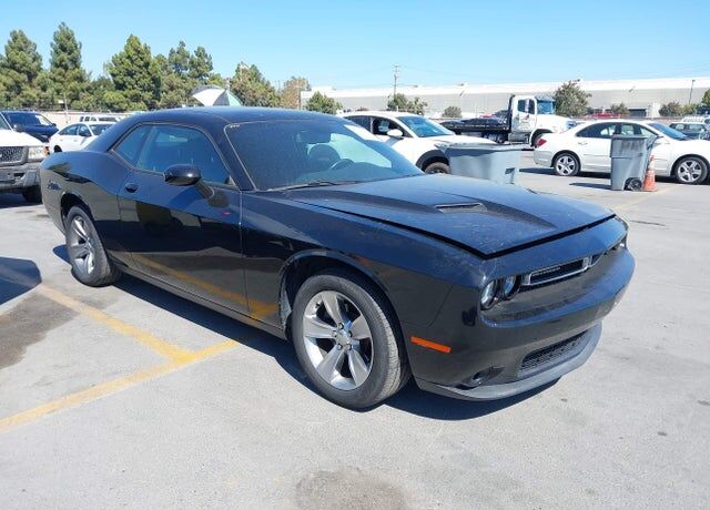 2017 DODGE Challenger