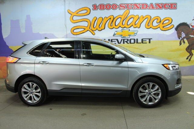 2022 FORD Edge