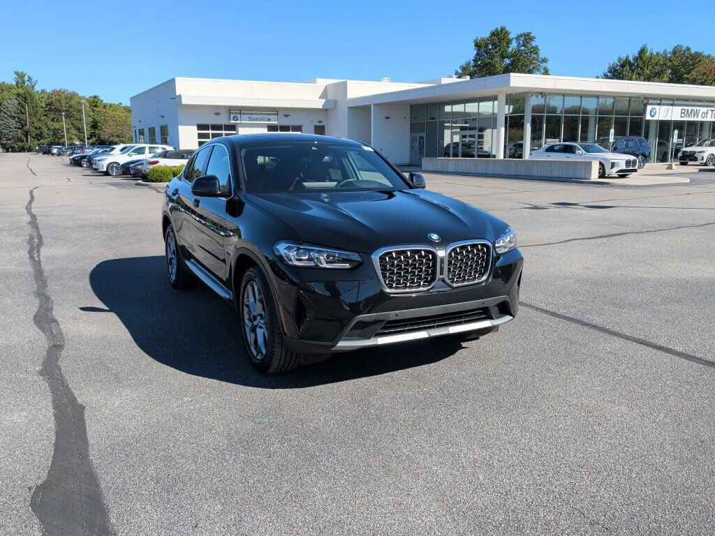 2025 BMW X4
