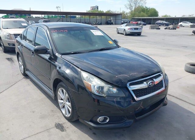 2013 SUBARU Legacy