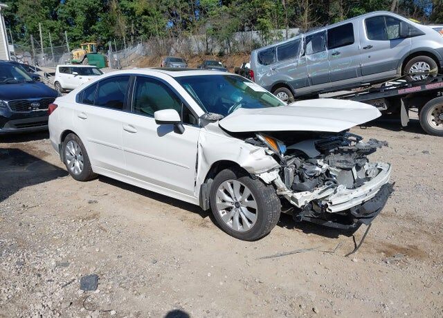 2017 SUBARU Legacy