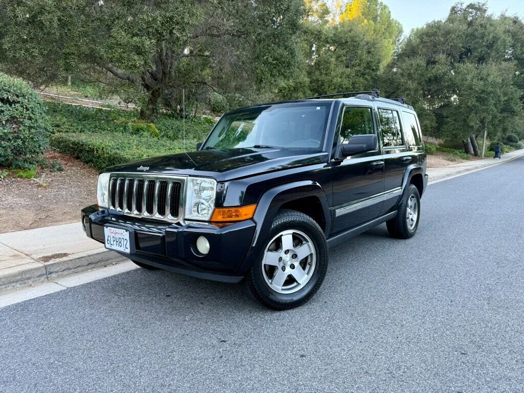 2010 JEEP Commander