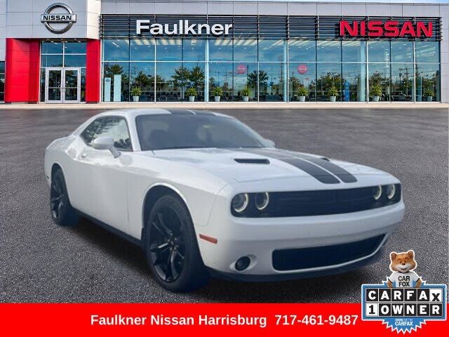 2017 DODGE Challenger