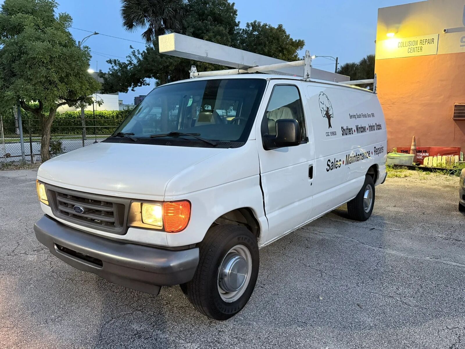 2006 FORD E-250