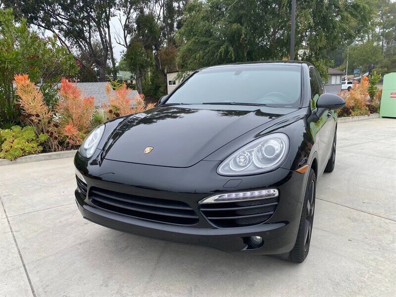 2012 PORSCHE Cayenne