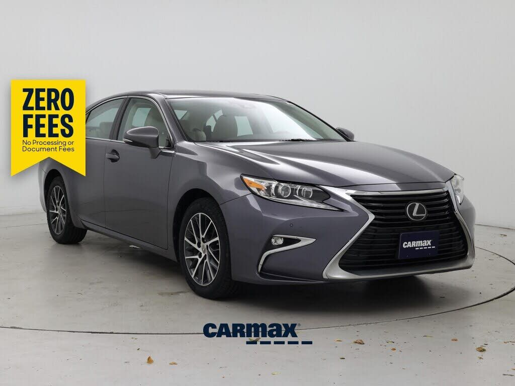 2017 LEXUS ES