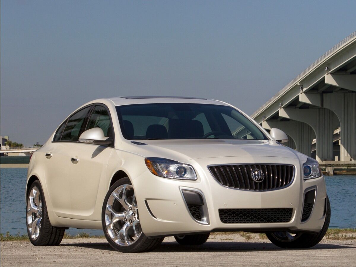 2013 BUICK Regal