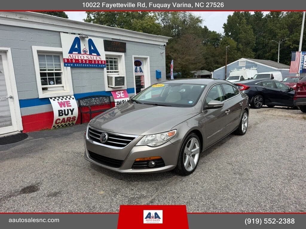 2011 VOLKSWAGEN Passat