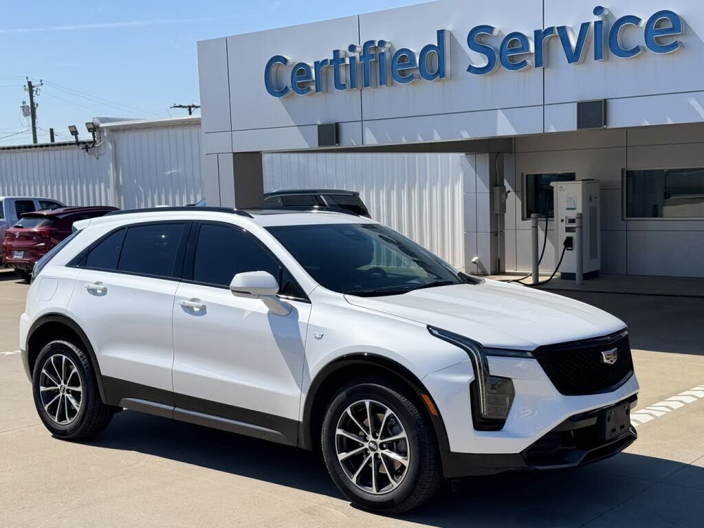 2024 CADILLAC XT4