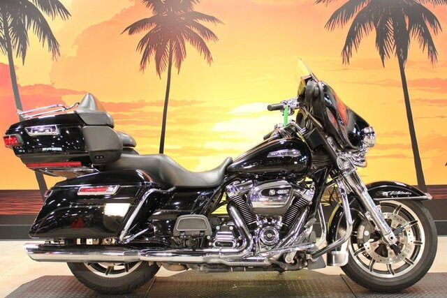 2019 HARLEY DAVIDSON FLHTCU / Electra Glide Ultra Classic