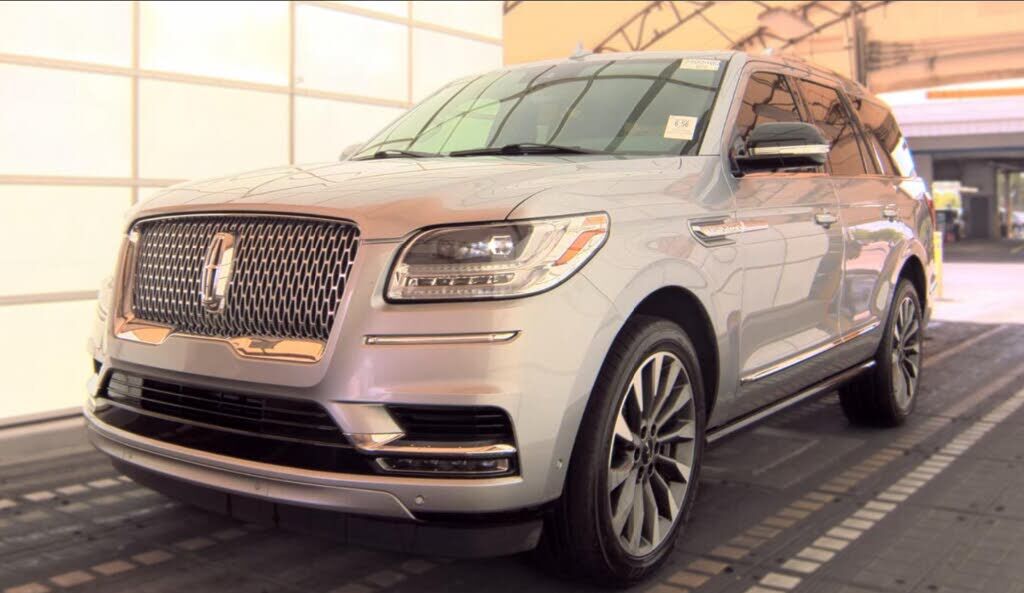 2021 LINCOLN Navigator