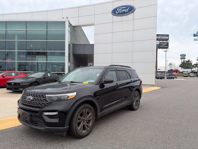 2021 FORD Explorer
