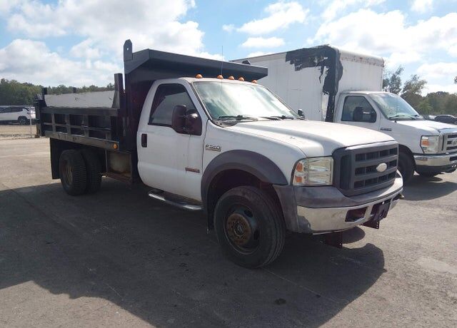 2005 FORD F-550