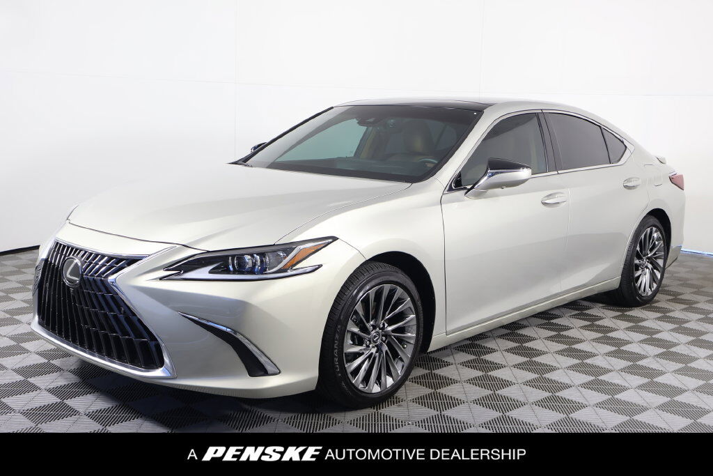 2025 LEXUS ES