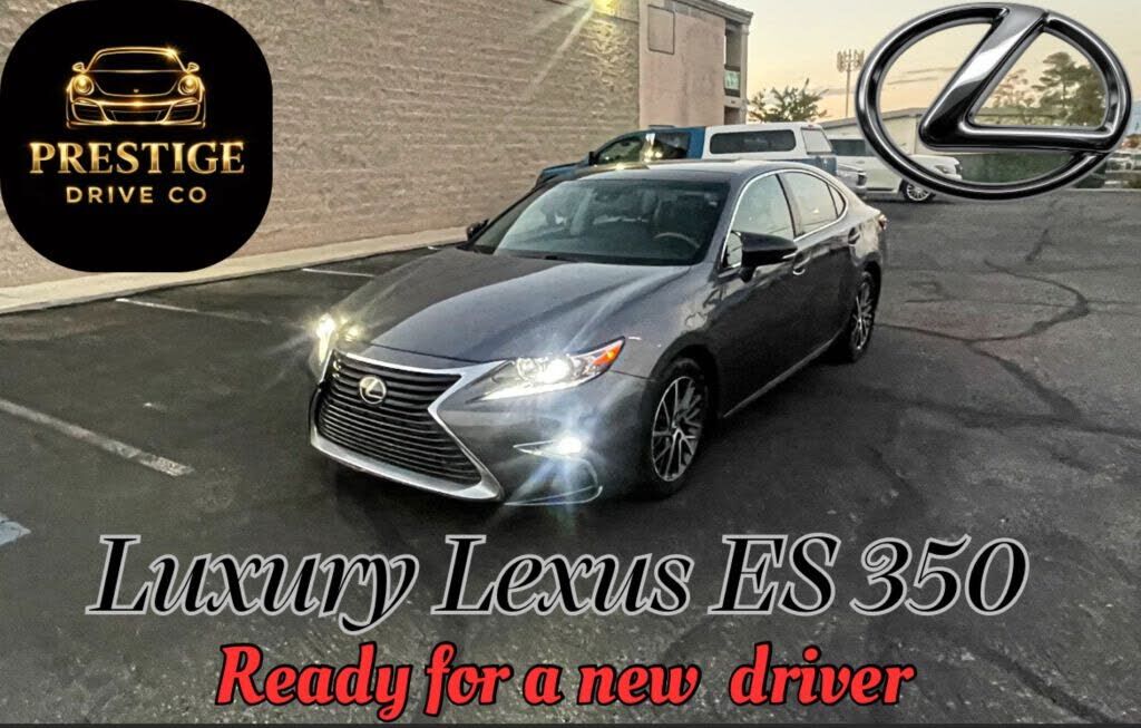 2017 LEXUS ES