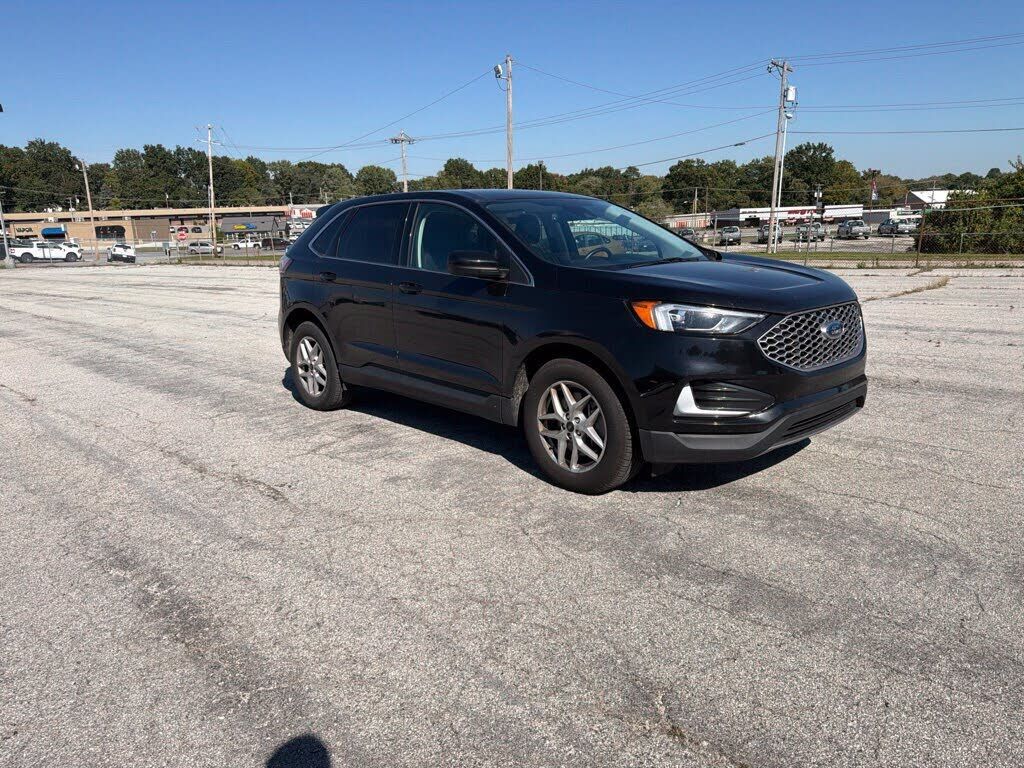 2024 FORD Edge