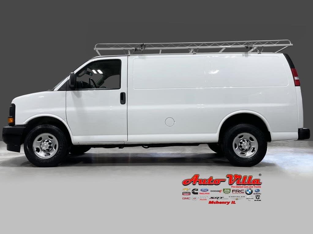 2017 CHEVROLET Express