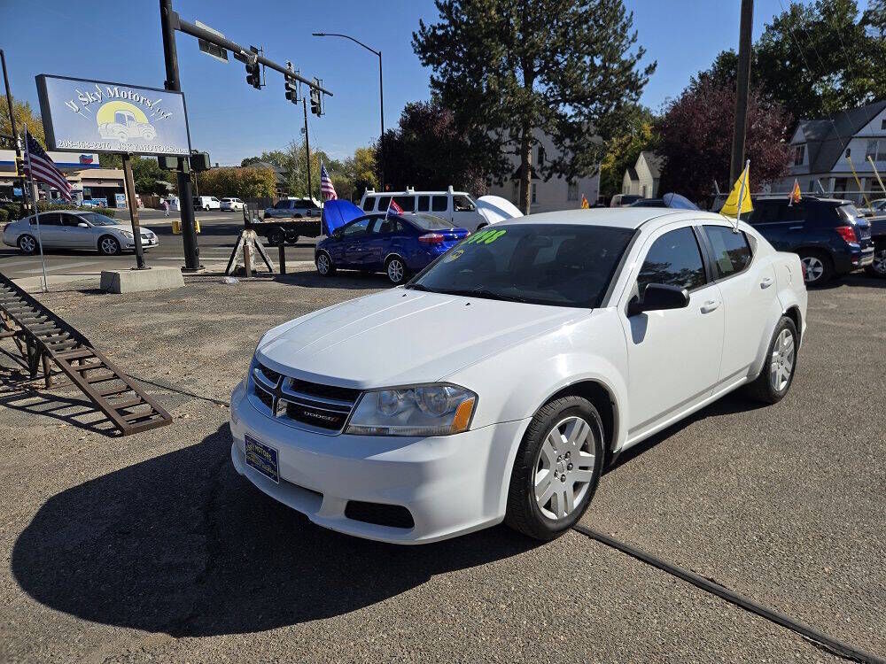 2013 DODGE Avenger