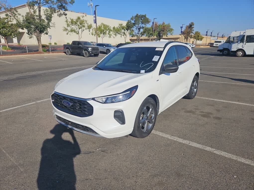 2023 FORD Escape