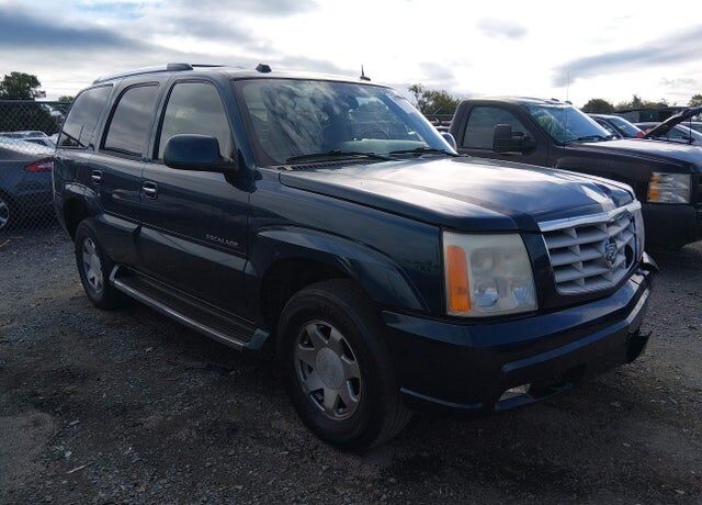 2004 CADILLAC Escalade