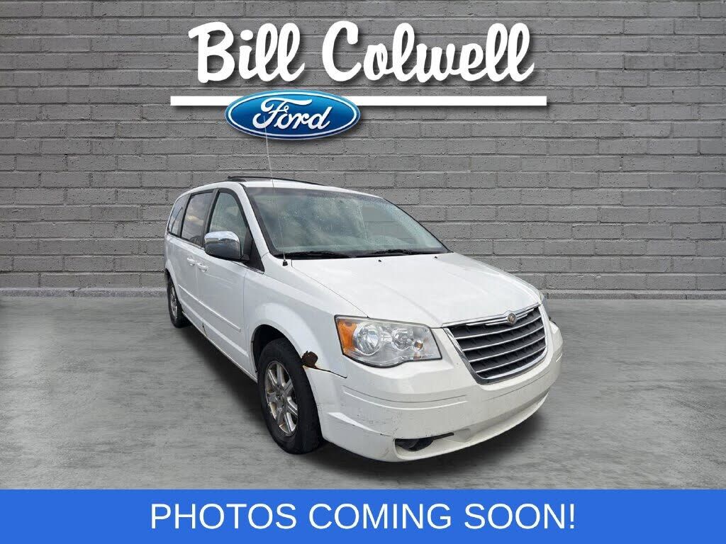 2008 CHRYSLER Town and Country