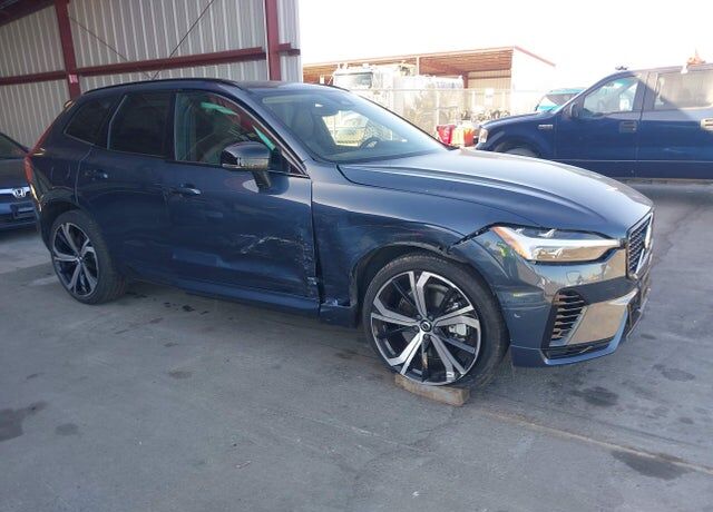 2023 VOLVO XC60