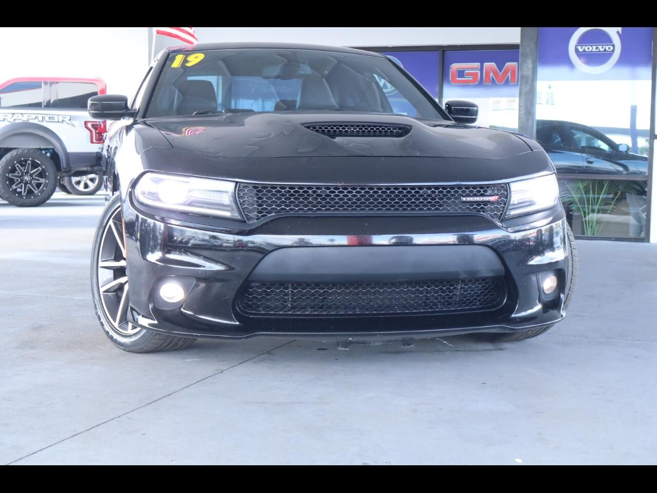 2019 DODGE Charger