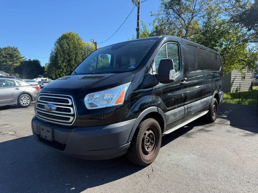 2019 FORD Transit