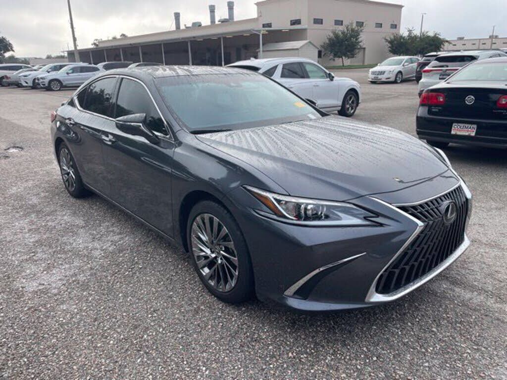 2024 LEXUS ES