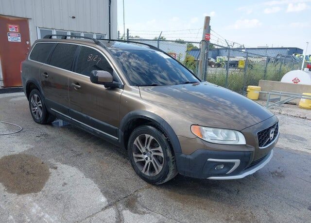 2015 VOLVO XC70