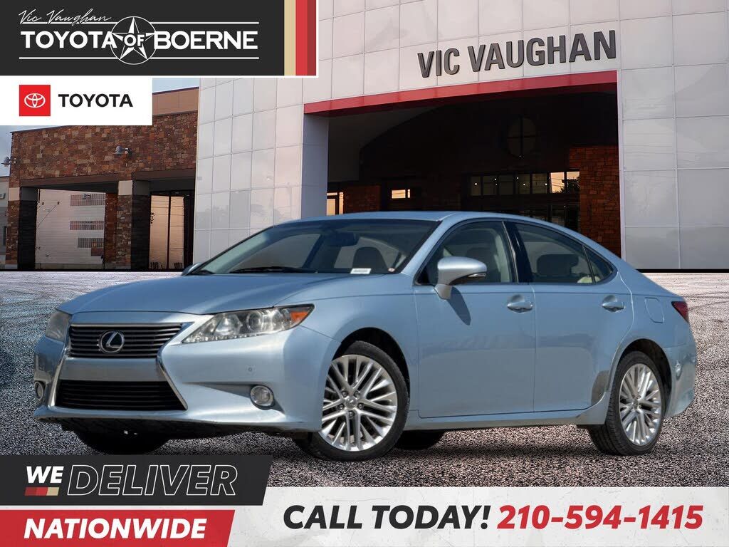 2013 LEXUS ES