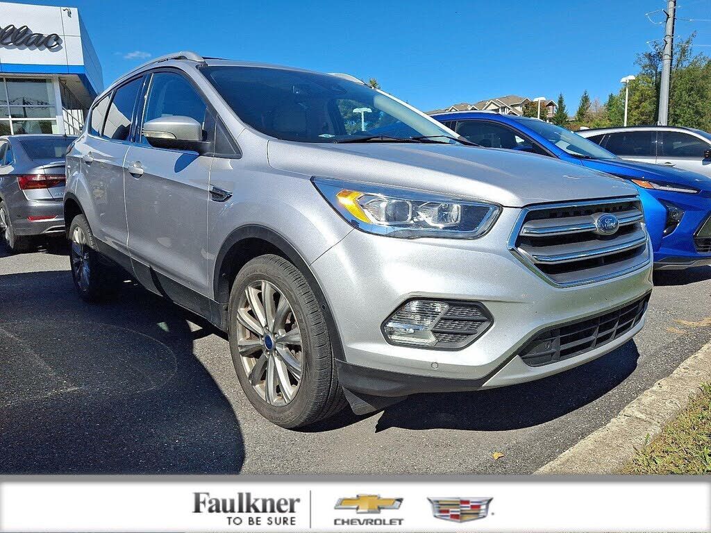 2017 FORD Escape