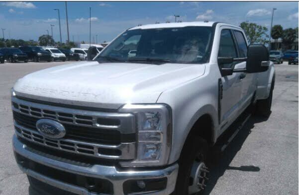 2025 FORD F-350