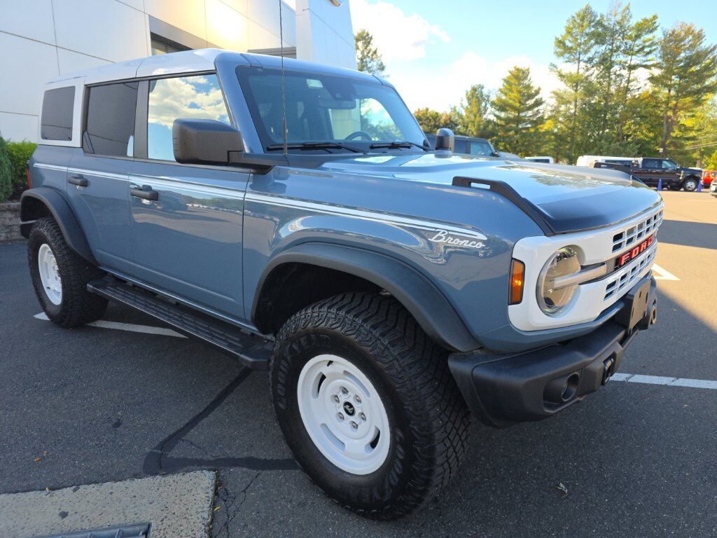 2024 FORD Bronco
