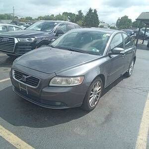 2010 VOLVO S40